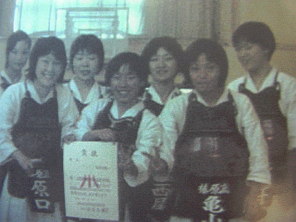 �����c���ȂǂR�ʂ̏܏�ƏΊ�