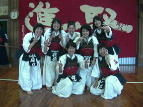 ���Ǝʐ^�@��